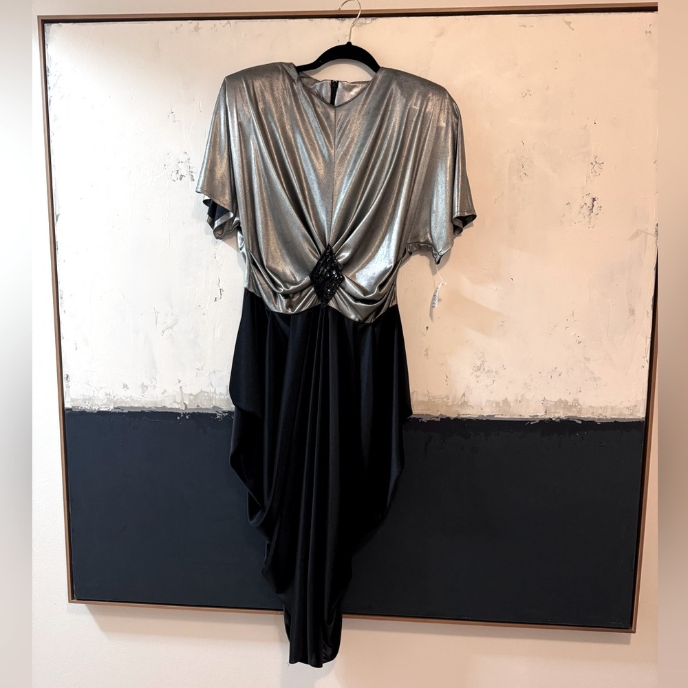 Elegant Silver and Black Midi Dress
